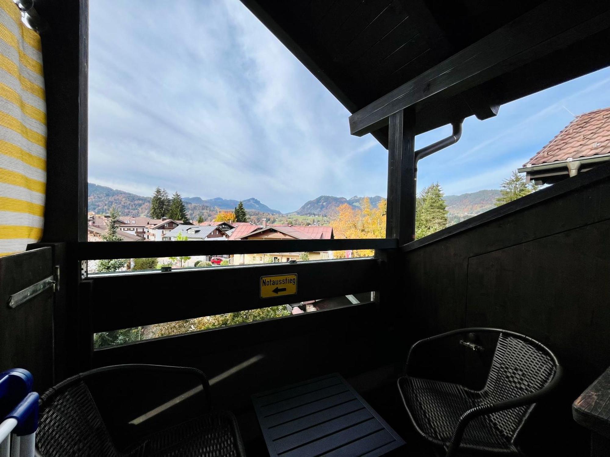 オーベルストドルフZickenstueble B19 Montana Hausアパートメント エクステリア 写真
